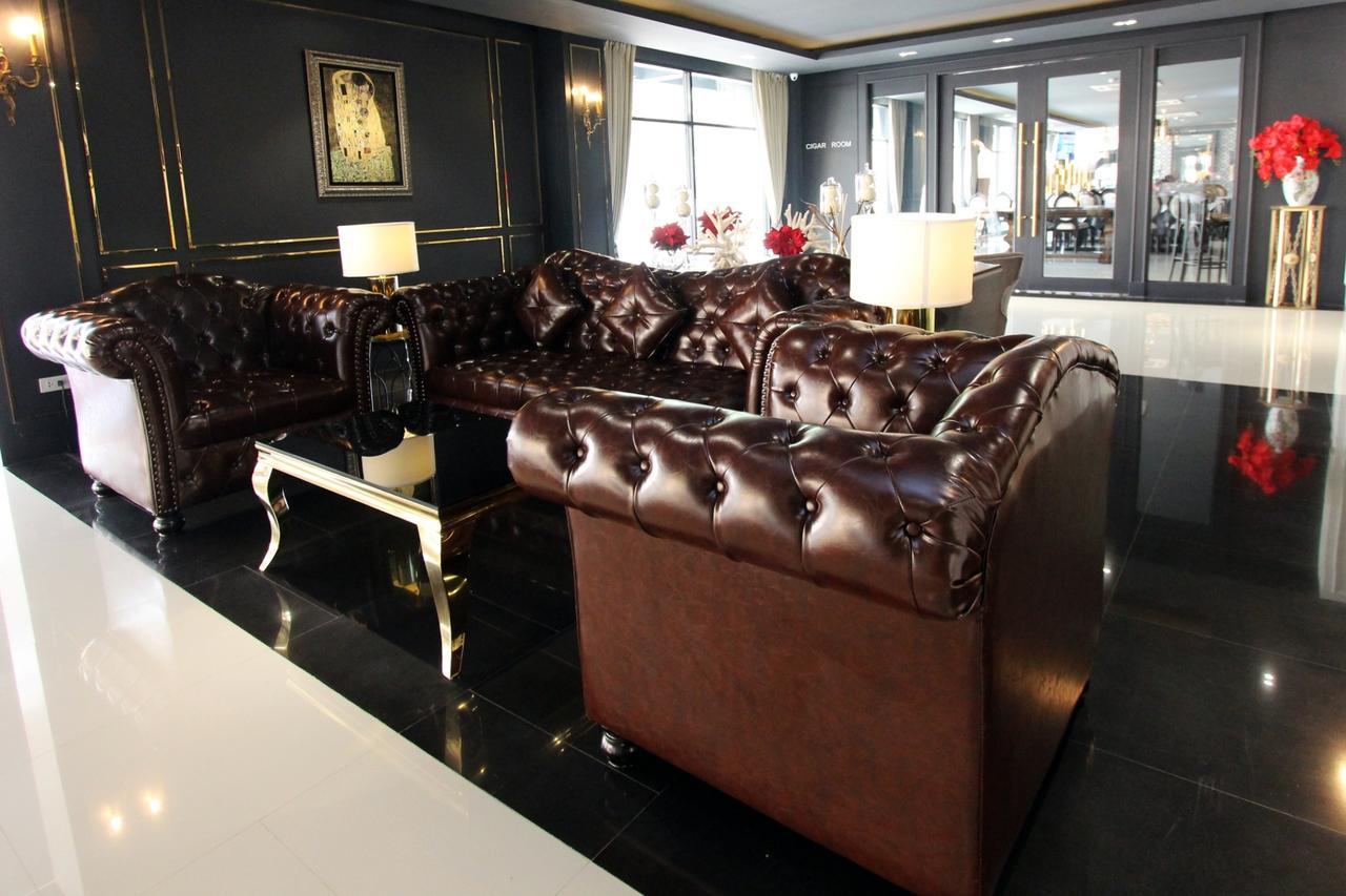 Taris Art Hotel Phrae Esterno foto